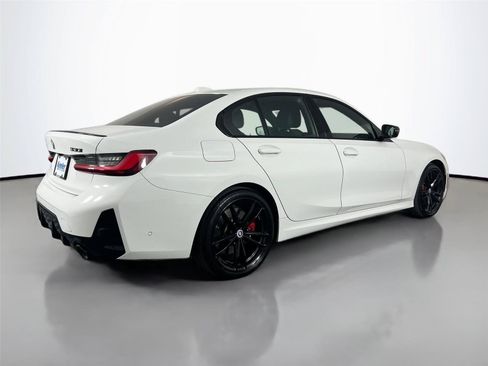 Used 2023 BMW 330i xDrive Sedan w/ M Sport Package AWD/4WD image 6