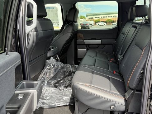 New 2025 Ford F350 Lariat w/ Lariat Ultimate Package image 15