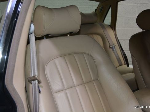 Used 2000 Jaguar XJ8 image 13