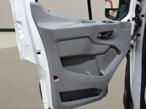 Used 2016 Ford Transit 150 130 Low Roof RWD image 7