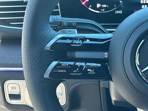 New 2026 Mercedes-Benz GLS 450 4MATIC image 28