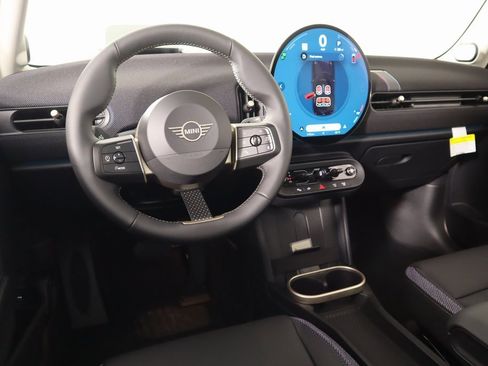 New 2025 MINI Cooper S image 2