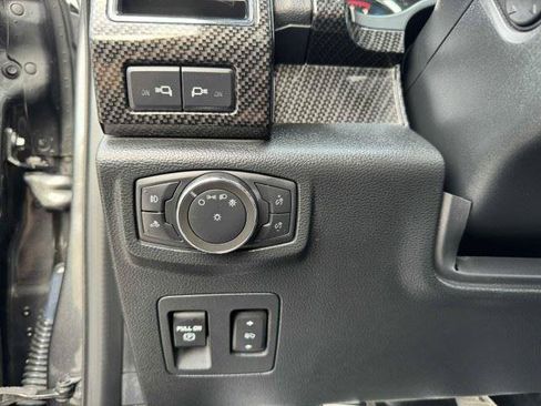 Used 2020 Ford F150 Lariat w/ Equipment Group 502A Luxury AWD/4WD image 32