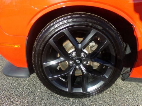 Used 2019 Dodge Challenger GT w/ Blacktop Package image 18