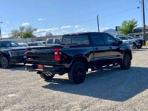 Used 2025 Chevrolet Silverado 1500 LT Trail Boss w/ Convenience Package II AWD/4WD image 5