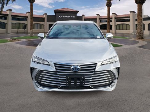 Used 2021 Toyota Avalon XLE w/ Carpet Mat Package (TMS) image 3