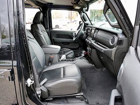 Used 2021 Jeep Wrangler Unlimited Rubicon 4xe image 14