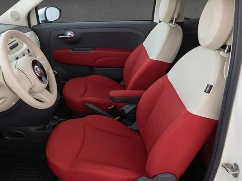 Used 2015 FIAT 500 Pop FWD image 3