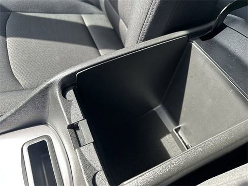 Used 2022 Chevrolet Malibu LT image 26