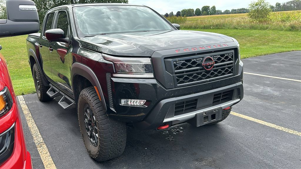 Used 2023 Nissan Frontier PRO-4X w/ Pro-4X Premium Package AWD/4WD image 2
