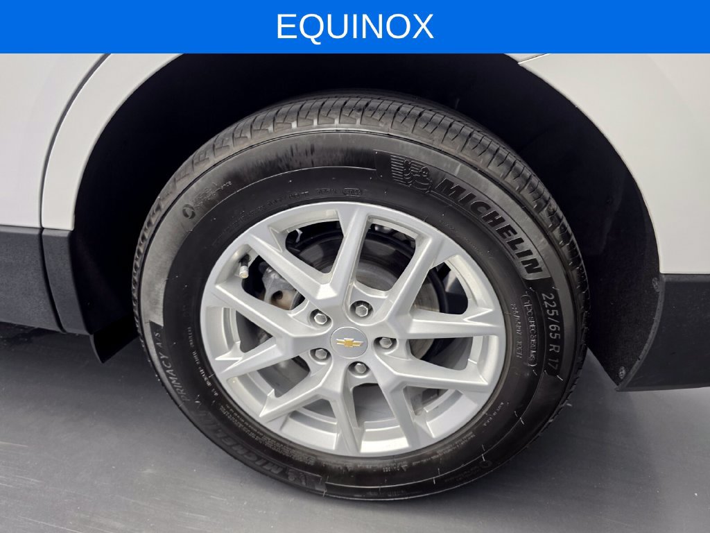 Used 2023 Chevrolet Equinox LS w/ Driver Confidence II Package FWD image 16