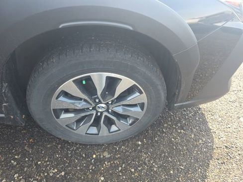 Used 2023 Subaru Outback Limited image 4