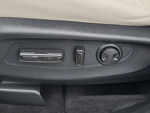 Used 2024 Honda CR-V EX-L image 26