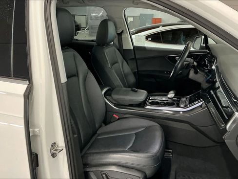 Used 2022 Audi Q7 Premium Plus w/ Premium Plus Package image 10