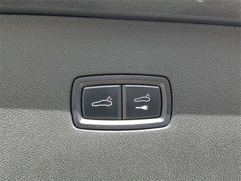 Certified 2023 Porsche Cayenne Turbo image 43