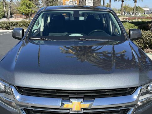 Used 2020 Chevrolet Colorado LT w/ LT Convenience Package image 32