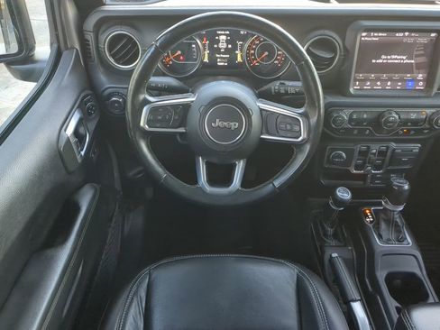 Used 2020 Jeep Wrangler Unlimited Sahara w/ Uconnect 4C Nav & Sound Group image 15