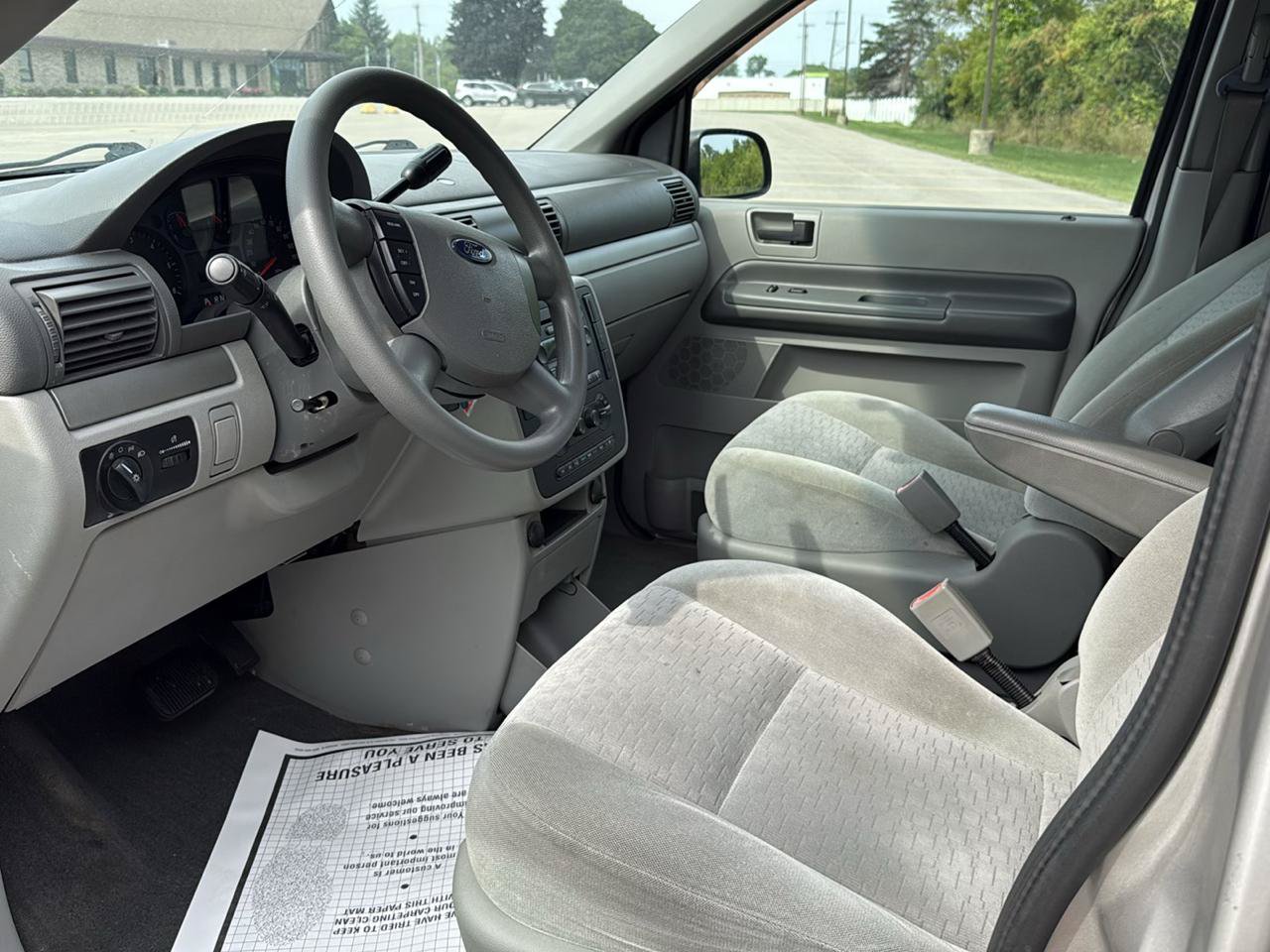 Used 2004 Ford Freestar SE FWD image 9