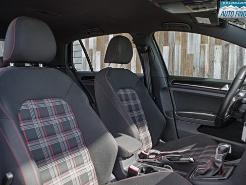 Used 2015 Volkswagen GTI S FWD image 20