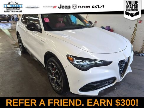 Used 2024 Alfa Romeo Stelvio Veloce AWD/4WD image 10