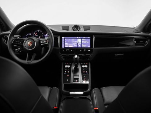 Certified 2026 Porsche Macan AWD/4WD image 29