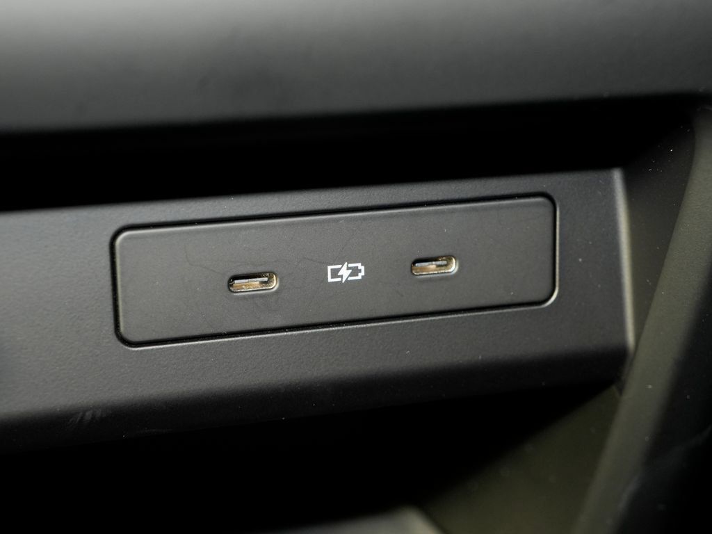 Certified 2024 Porsche Cayenne S AWD/4WD image 41