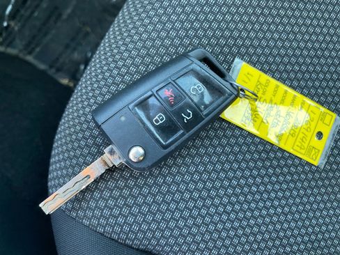 Used 2019 Volkswagen Jetta S w/ Driver Assistance Package image 33