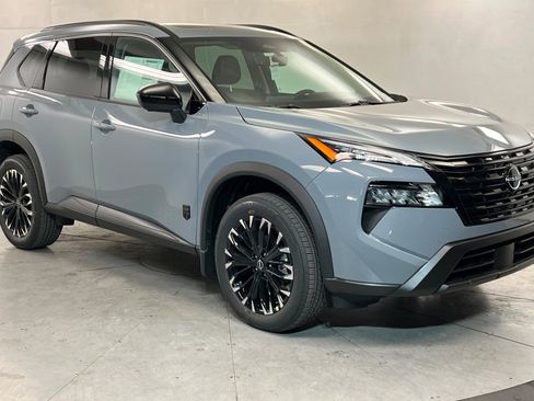 New 2026 Nissan Rogue SV image 7
