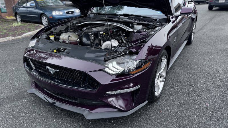 Used 2018 Ford Mustang GT Premium w/ GT Performance Package RWD image 9