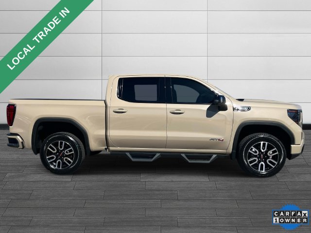 Used 2023 GMC Sierra 1500 AT4 w/ Technology Package AWD/4WD image 2