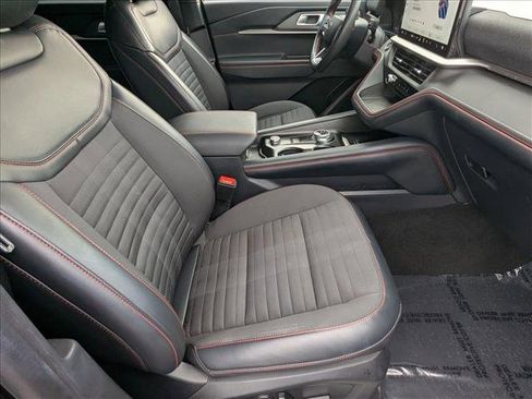 Certified 2025 Ford Explorer ST-Line w/ ST-Line Street Pack image 20