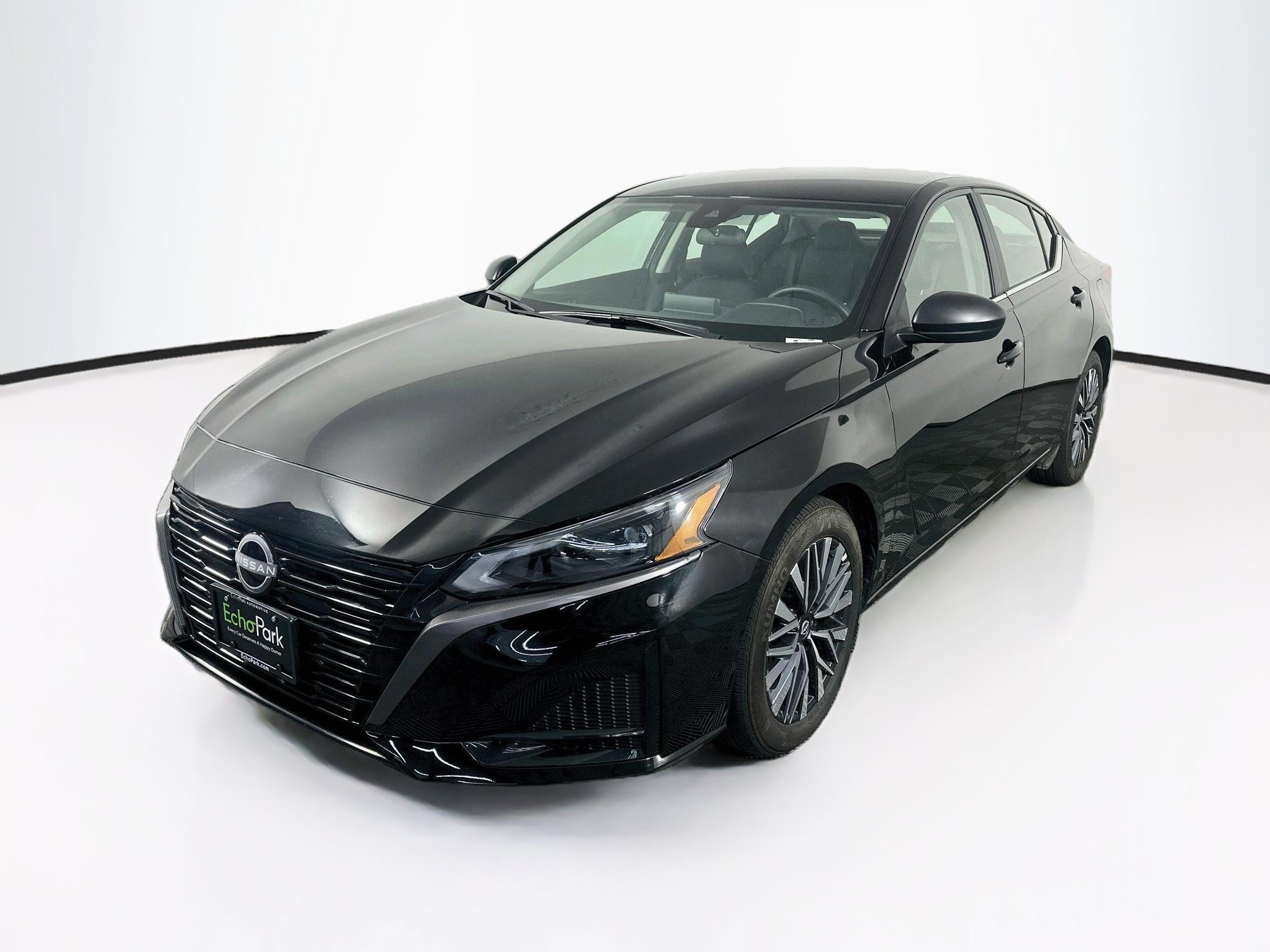Used 2026 Nissan Altima 2.5 SV FWD image 3