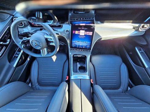 New 2025 Mercedes-Benz C 300 4MATIC Sedan image 27