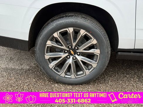 New 2026 Chevrolet Suburban High Country image 14