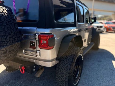 Used 2018 Jeep Wrangler Unlimited Sport S image 15