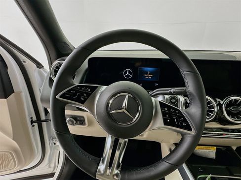 New 2026 Mercedes-Benz GLB 250 GLB 250 image 12