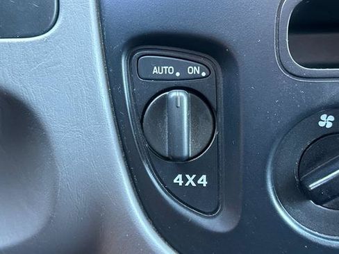 Used 2002 Ford Escape XLT AWD/4WD image 30