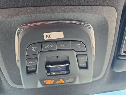 Certified 2026 Toyota Corolla XSE FWD image 20