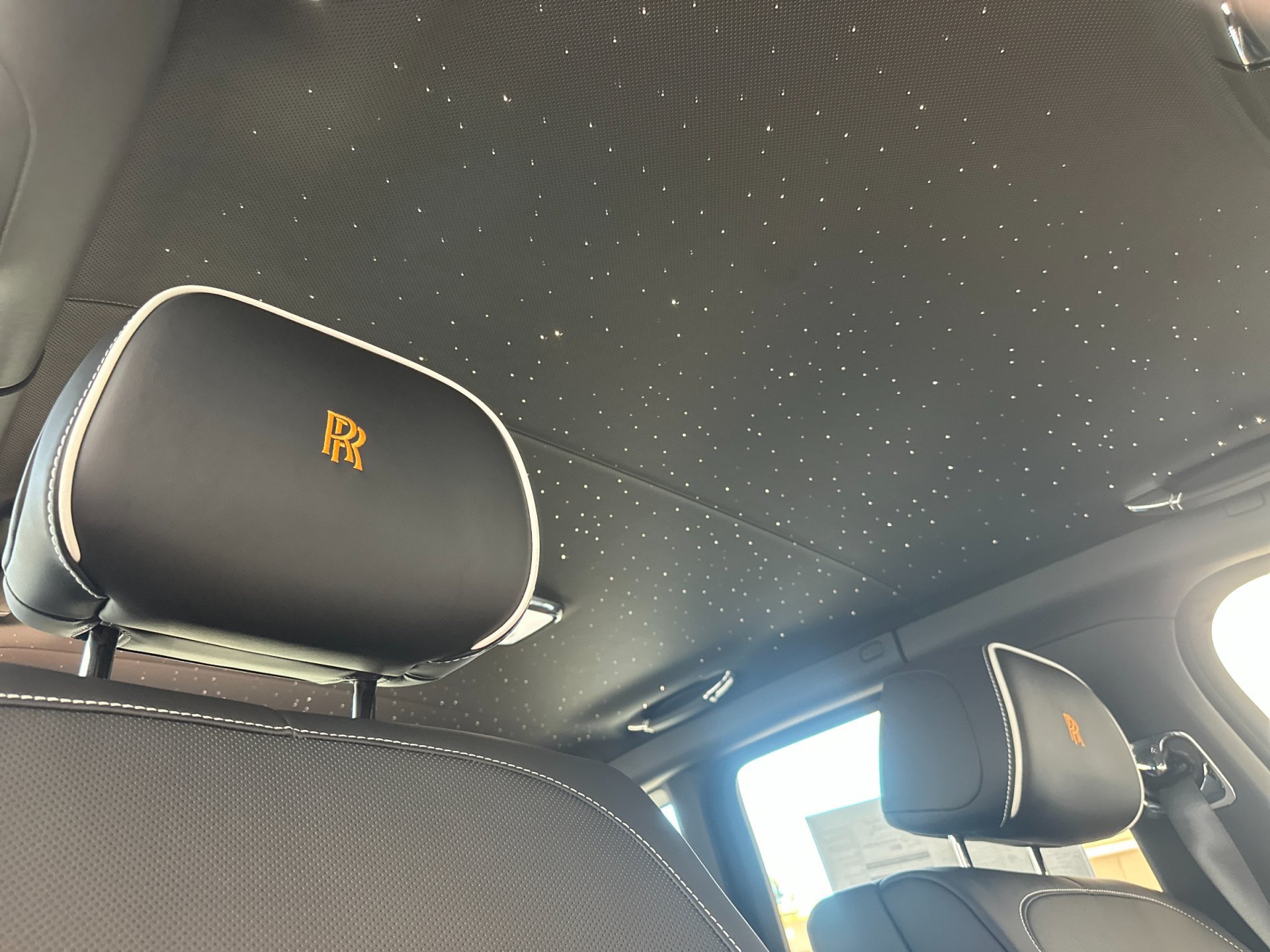 Used 2027 Rolls-Royce Cullinan AWD/4WD image 17