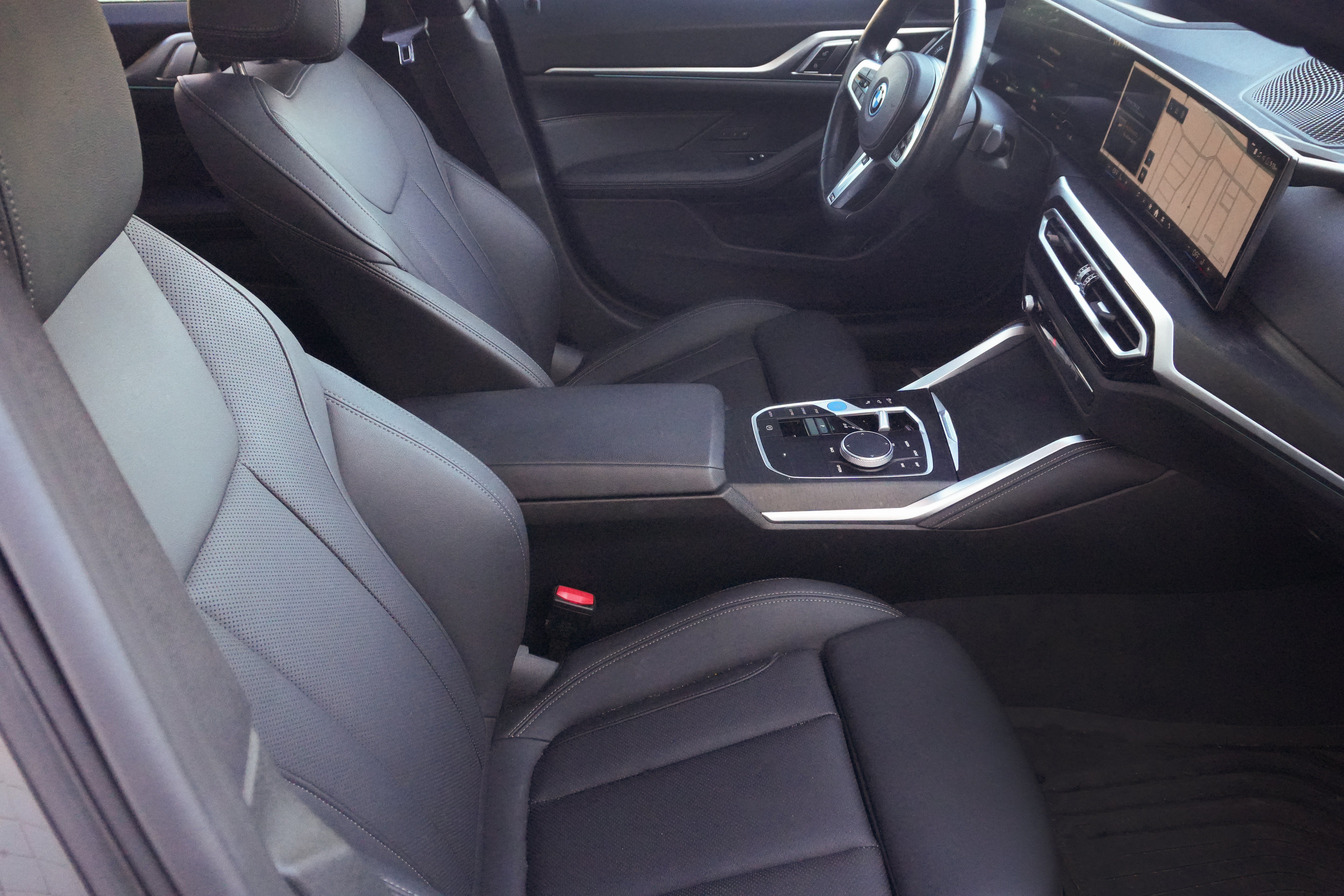 Certified 2024 BMW i4 eDrive35 w/ M Sport Package RWD image 12