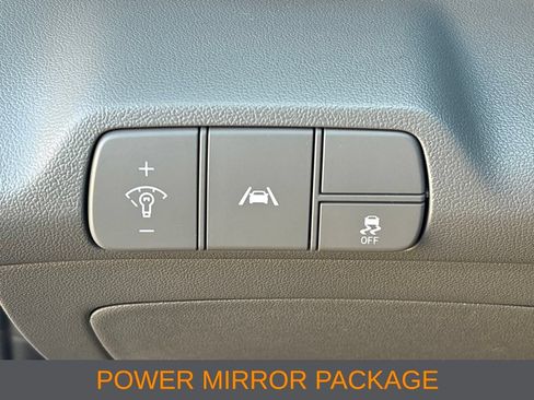 Used 2023 Hyundai Elantra SEL w/ Convenience Package FWD image 10