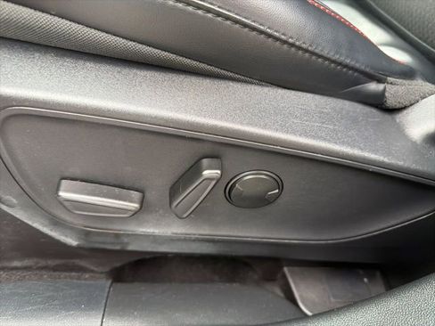 Used 2025 Ford Escape ST-Line image 21