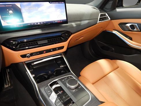 Used 2025 BMW 330i xDrive 330i xDrive image 24