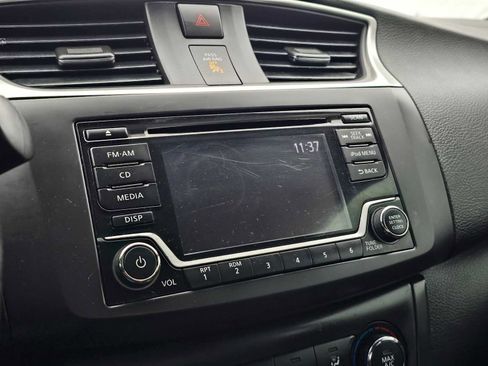 Used 2018 Nissan Sentra S image 28