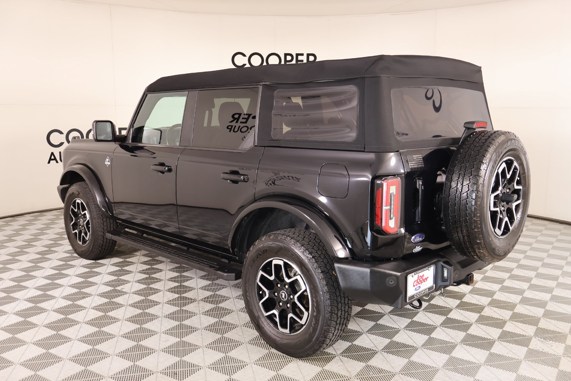 Used 2023 Ford Bronco Outer Banks AWD/4WD image 23