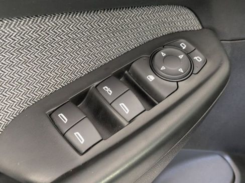 Used 2021 Chevrolet TrailBlazer LS AWD/4WD image 10
