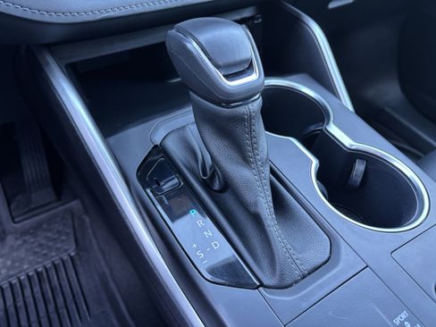 Used 2023 Toyota Highlander XLE image 31