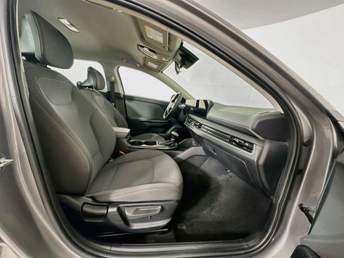 Used 2025 Kia K4 FWD image 29