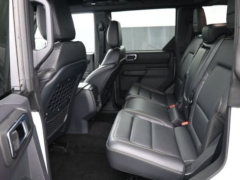 New 2025 Ford Bronco Badlands image 20