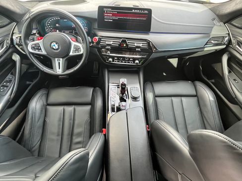 Used 2022 BMW M5 image 15